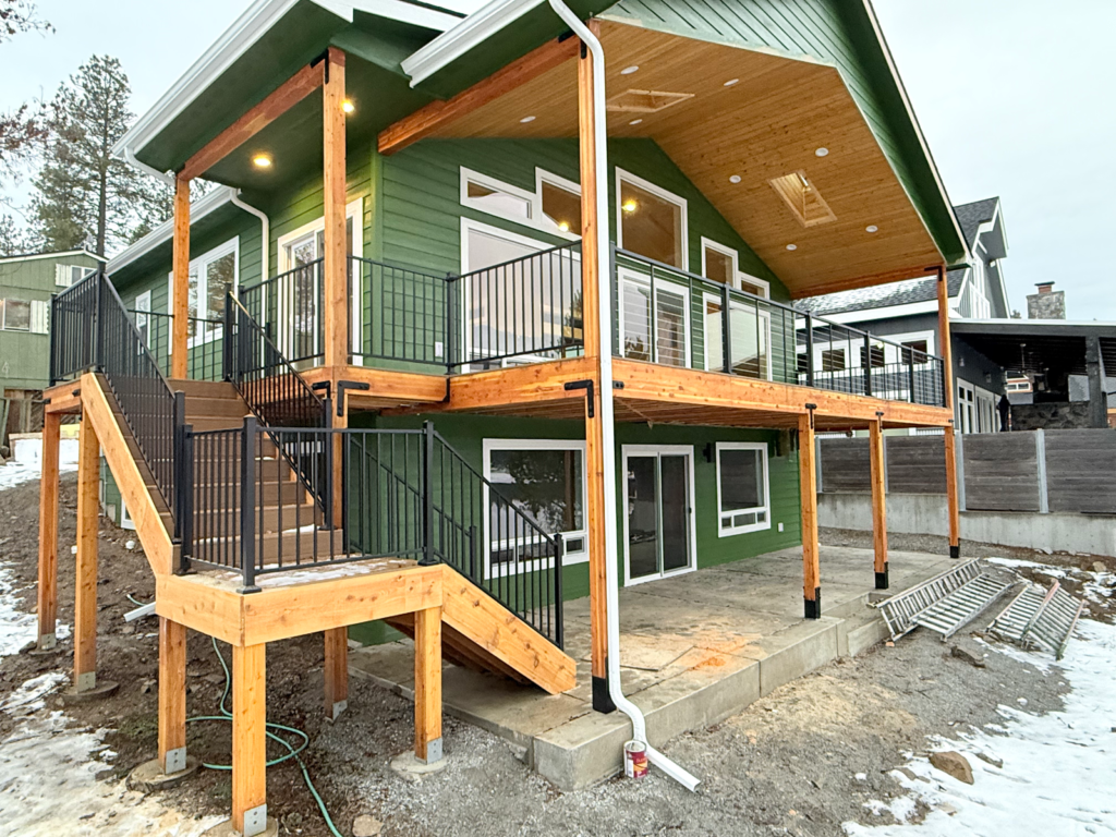 Custom build with framing, windows and deck in Spokane County